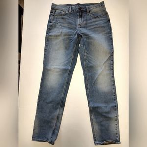 Old Navy athletic taper jeans
